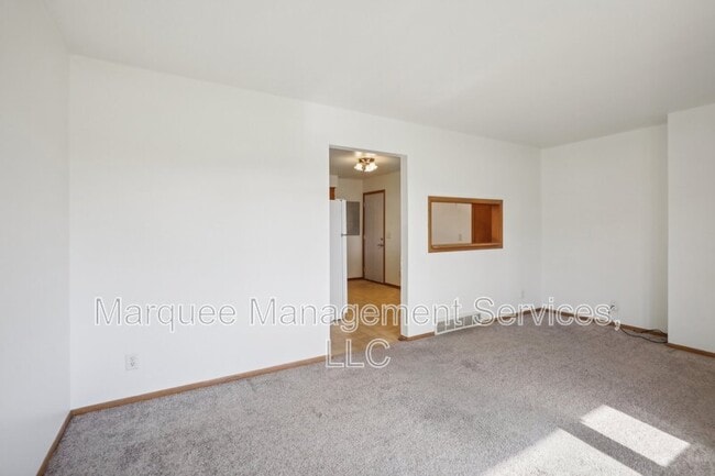 Building Photo - 4903 Camden Rd