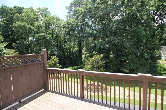 Building Photo - 2170 Weldonberry Dr