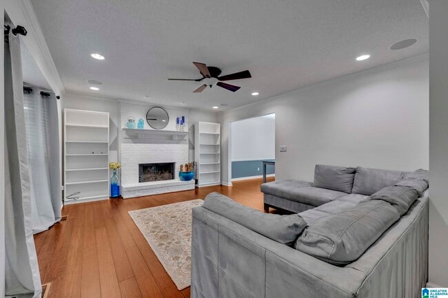 Building Photo - 5501 Heath Row Dr