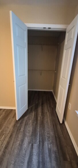 Closet - 50 Pebble Beach Cv