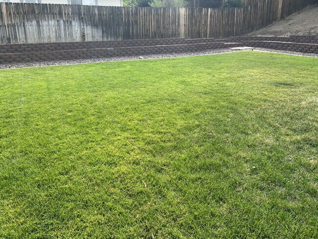 Building Photo - 3 bedroom/2 Bath in Spanish Springs
