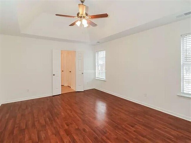 Building Photo - Beautiful Memphis home