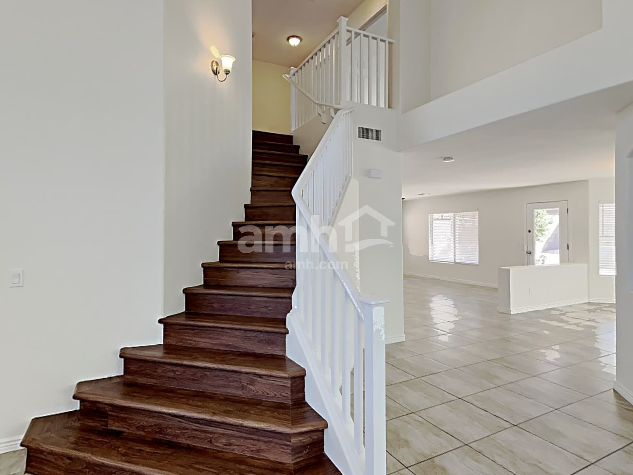 Building Photo - 11173 W Madeline Christian Ave