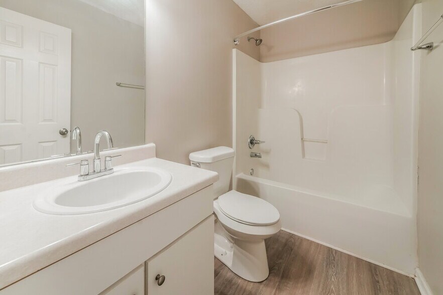 Building Photo - 6926 Silver Grass Ct