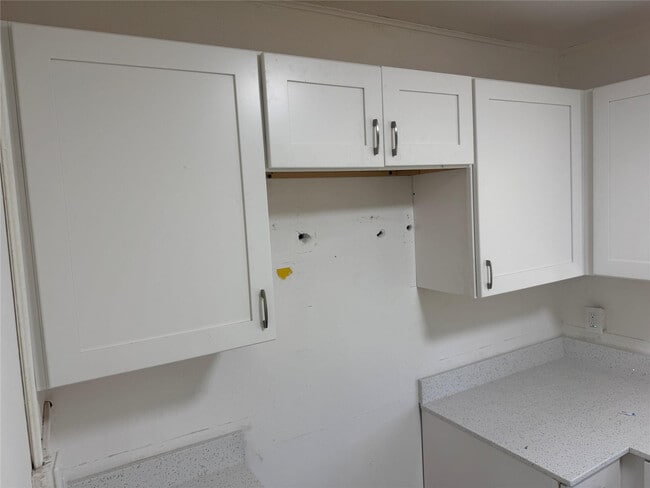 Building Photo - 703 N 17th St