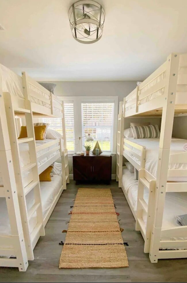 Building Photo - 4312 Avenue O 1/2