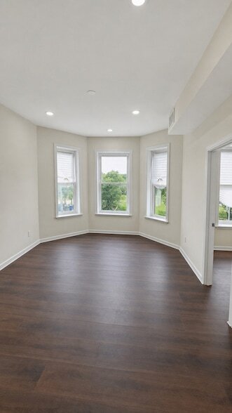 Building Photo - 1141 S St Louis Ave