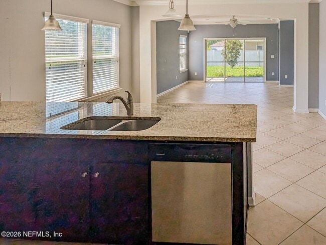 Building Photo - 10104 Bedford Lakes Ct