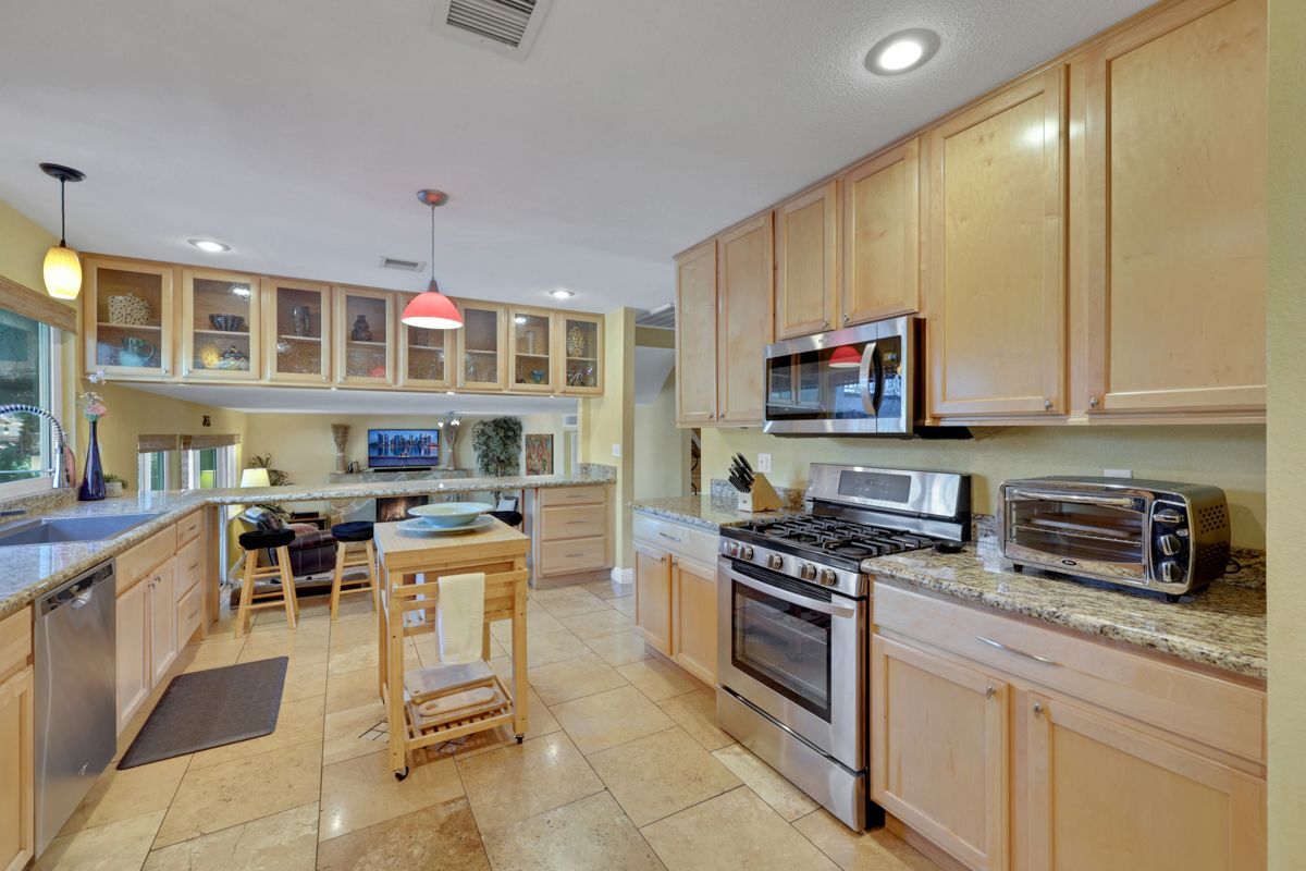 Building Photo - 5844 Buhl Ct