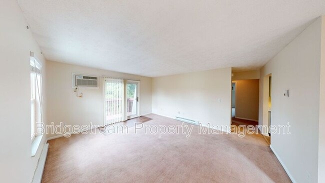 Building Photo - 1431 Minstrel Dr