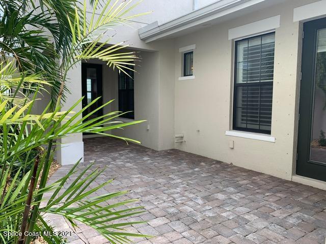 Building Photo - 8890 Napolo Dr