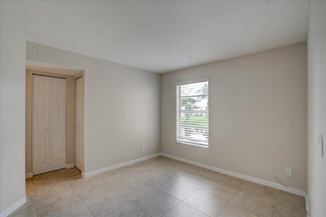 Building Photo - 2901 Fiore Way