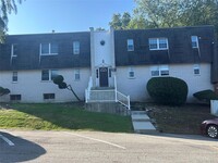 Building Photo - 21 Crescent Dr