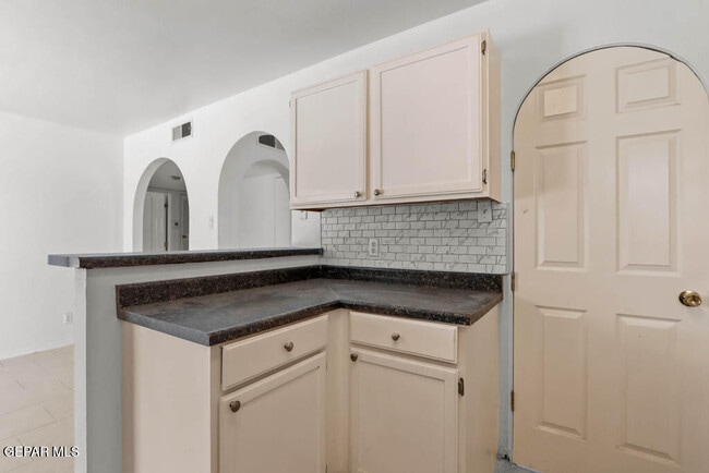 Building Photo - 1478 Gene Torres Dr
