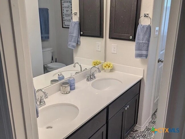 Building Photo - 254 Ridgerock Dr