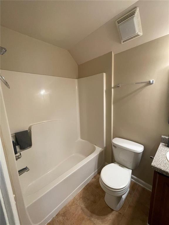 Building Photo - 282 Village Dr