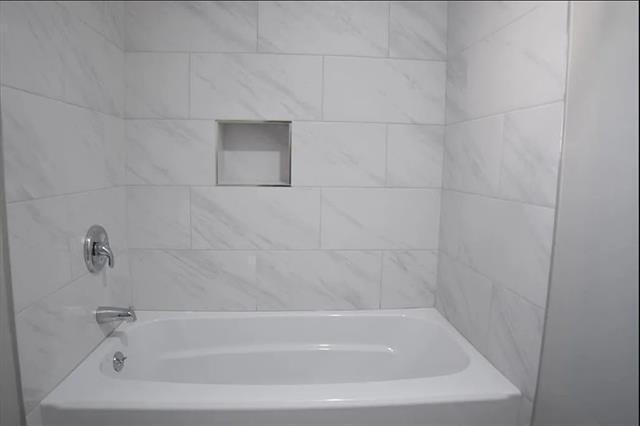 Building Photo - 7340 Skillman St