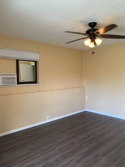 Building Photo - 44 -124 Ikeanani Dr