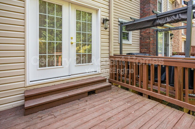 Building Photo - 8002 Tanworth Ct