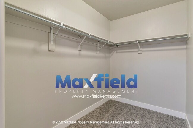 Building Photo - LEASE SPECIAL - 3BD, 2.5 BA, 2GA Draper townhome with super fast fiber internet