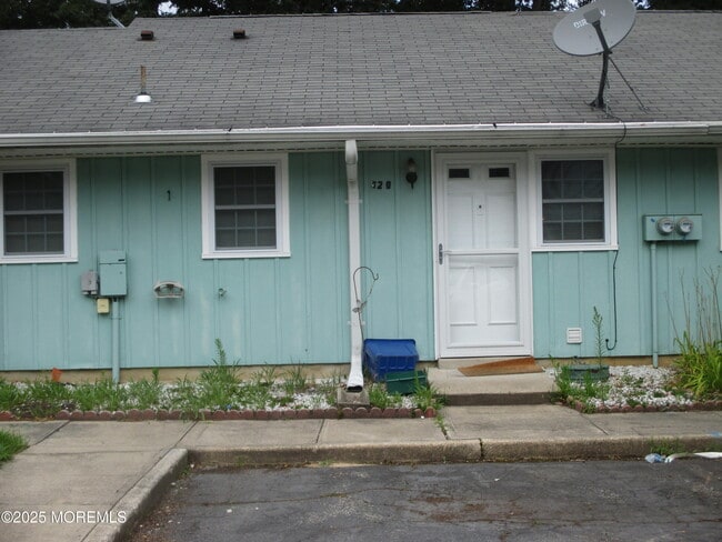 Building Photo - 52D Cambridge Ct
