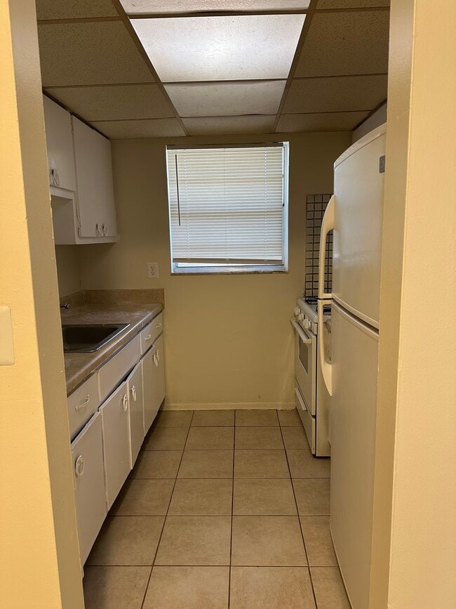 Building Photo - 1 bed 1 bath