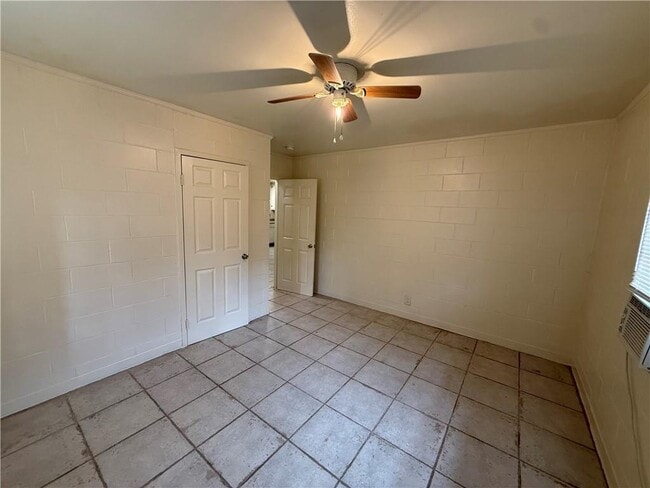 Building Photo - 726 Bankhead Pl