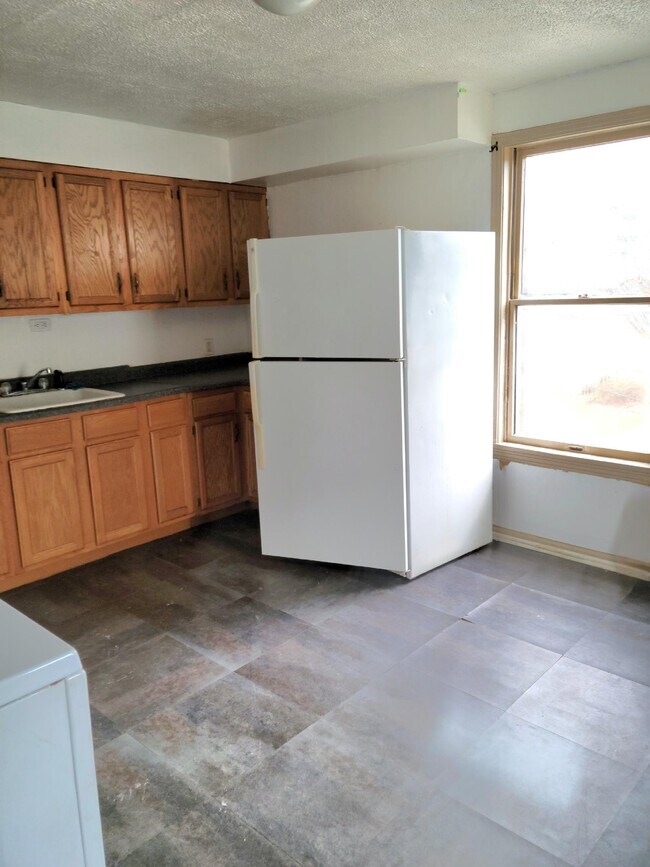 Building Photo - 1326 S Pittsburgh St