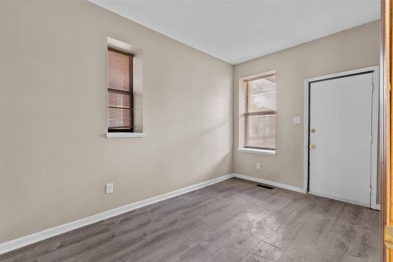 Building Photo - 3831 McRee Ave