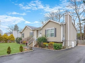 Building Photo - 83 Whittier Dr