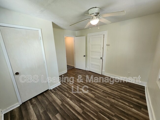 Building Photo - 1500 9th Pl