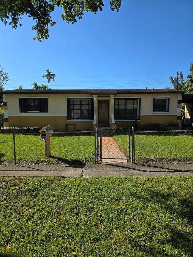 Primary Photo - 1680 NE 159th St