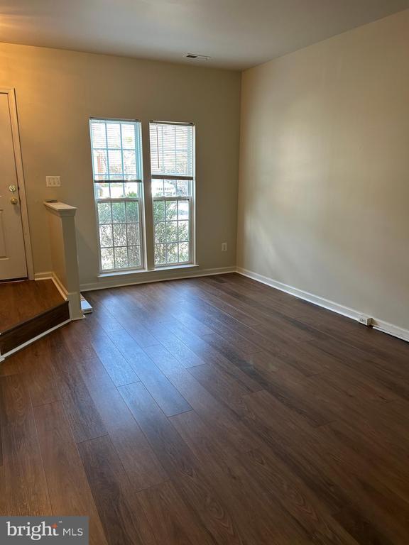 Building Photo - 21076 Bitterroot Terrace