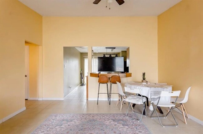 Building Photo - 10407 Burmaster Ln