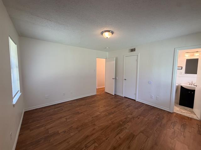 Building Photo - 1408 Nichols St