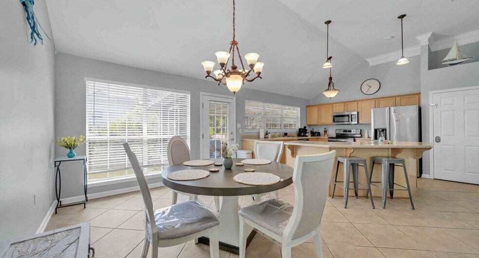 Building Photo - 111 Hidden Lakes Dr