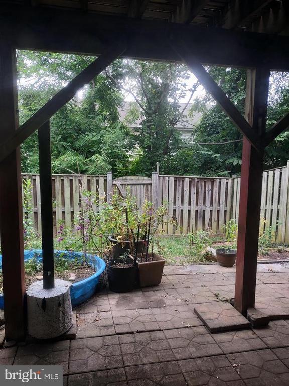 Building Photo - 10810 Campaign Ct