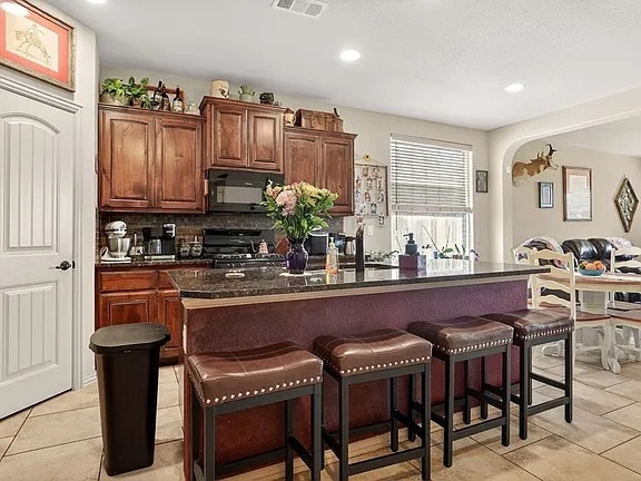 Building Photo - Comfy 3 Bed/2 Bath Midland Home with all appliances, backyard, attached garage, 6 min to grocery ...