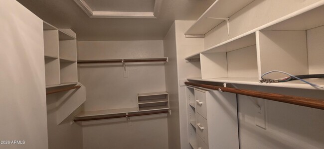 Building Photo - 9163 W Davis Rd