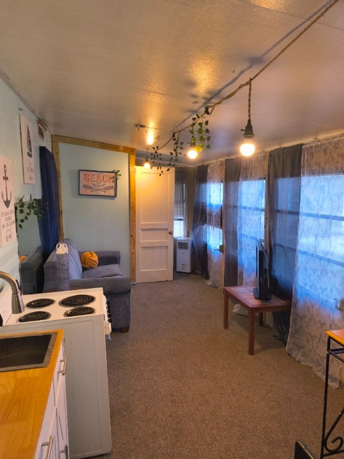 Building Photo - 157 Beach Manor Ct
