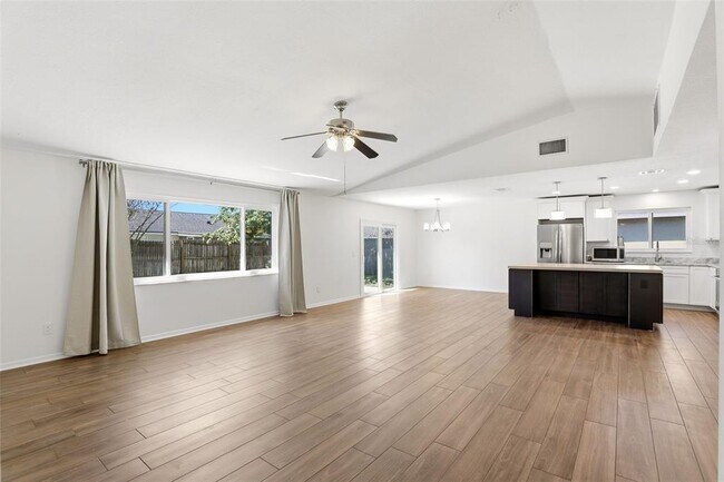 Building Photo - 7326 Wethersfield Dr