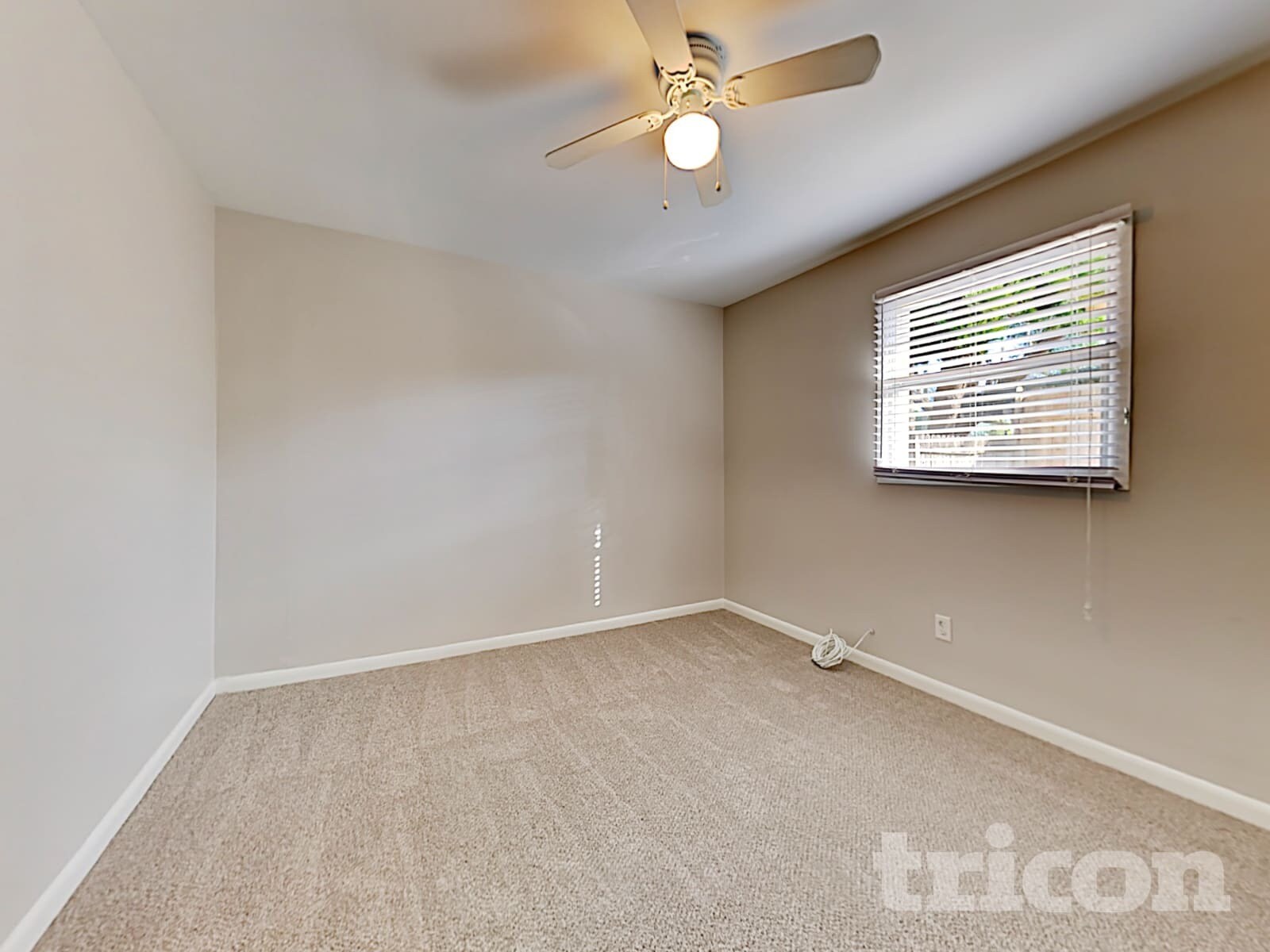 Building Photo - 6595 64th Way N