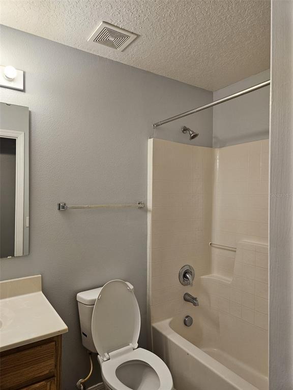 Building Photo - 605 Blake Ave