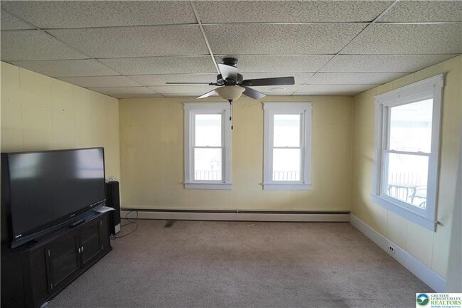 Building Photo - 655 Birch Dr