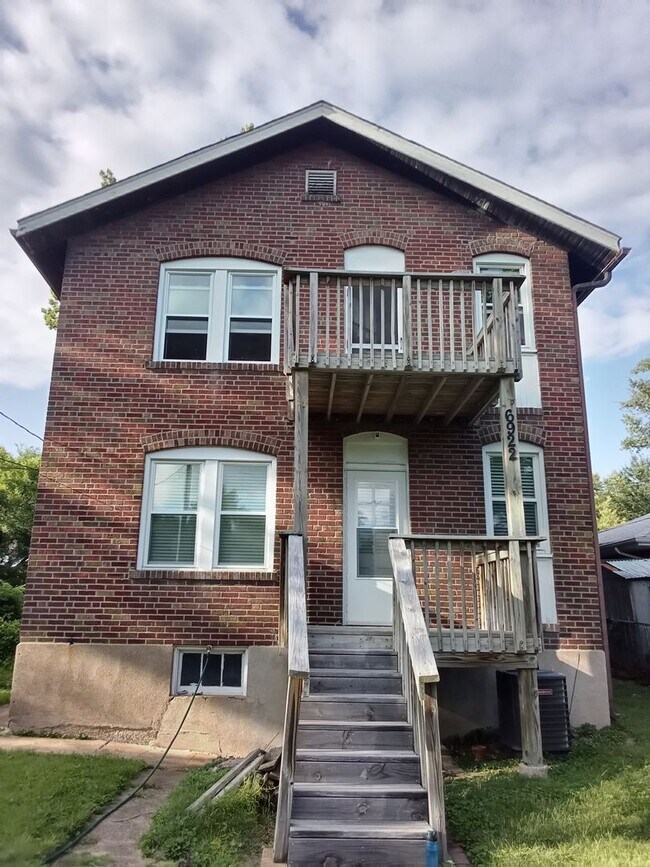 Building Photo - West Park