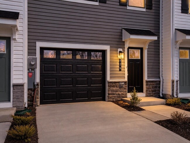 Building Photo - 436 Whirl Ln