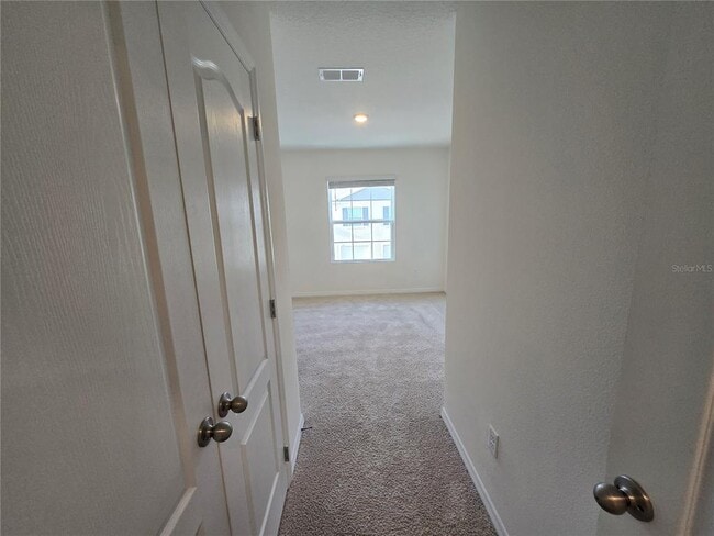 Building Photo - 1261 Yellow Finch Dr