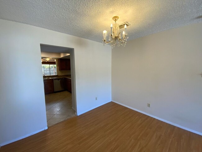 Building Photo - 4 Bedroom Single Story Home Near Juan Tabo Blvd SE & Central Ave SE by Four Hills!
