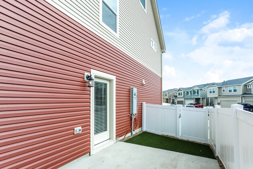 Building Photo - 4721 N Tower Dr