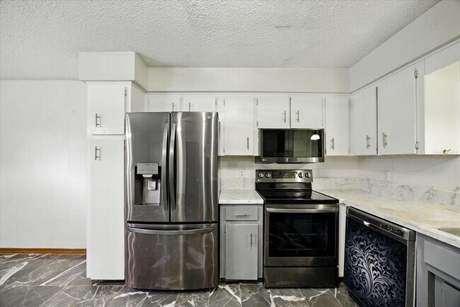 Building Photo - 4262 S Centennial Ave